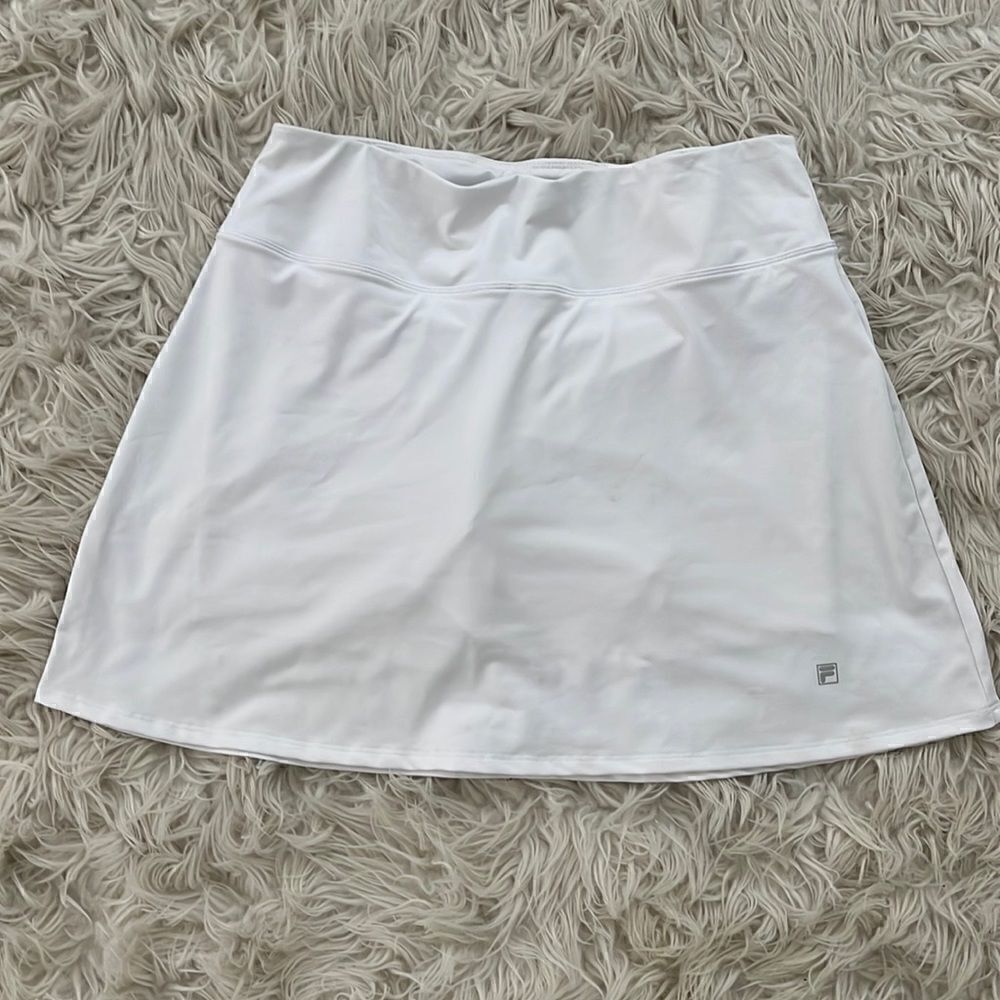 White FILA tennis skirt with built in shorts Size Sm
